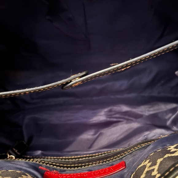 Tommy Hilfiger Handbag - Picture 6 of 9